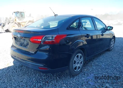 2016 Ford Focus S from USA, damaged, VIN 1FADP3E2XGL237442